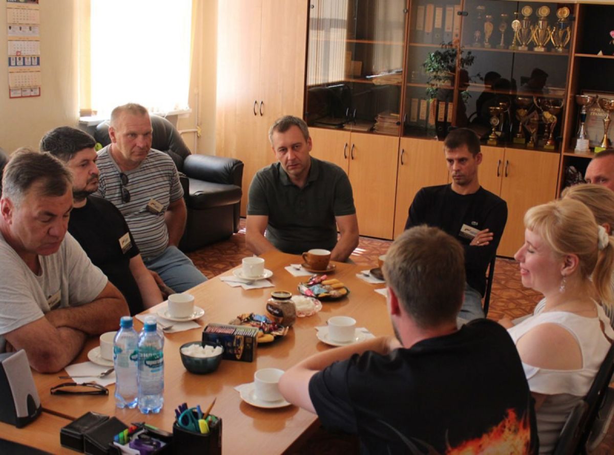 Глава администрации Алексина Павел Федоров провел встречу с ветеранами СВО