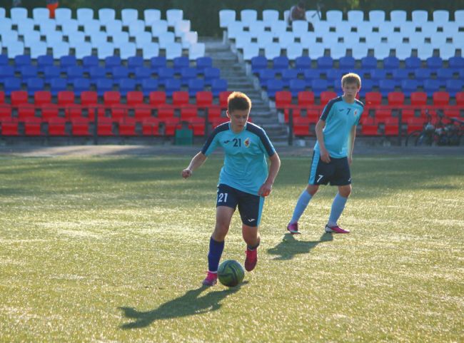 Суворовская «Энергия» сыграла матч с узловским «Олимпиком»