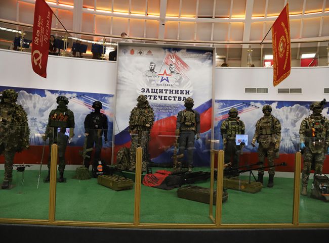 Наши бойцы знают, что за ними стоит вся Россия
