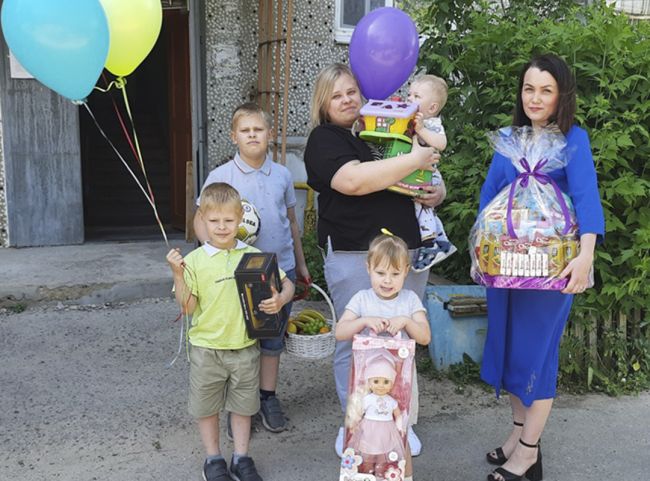 Суворовский межрайонный суд и судебные участки мировых судей приняли участие в акции «Поможем детям!»