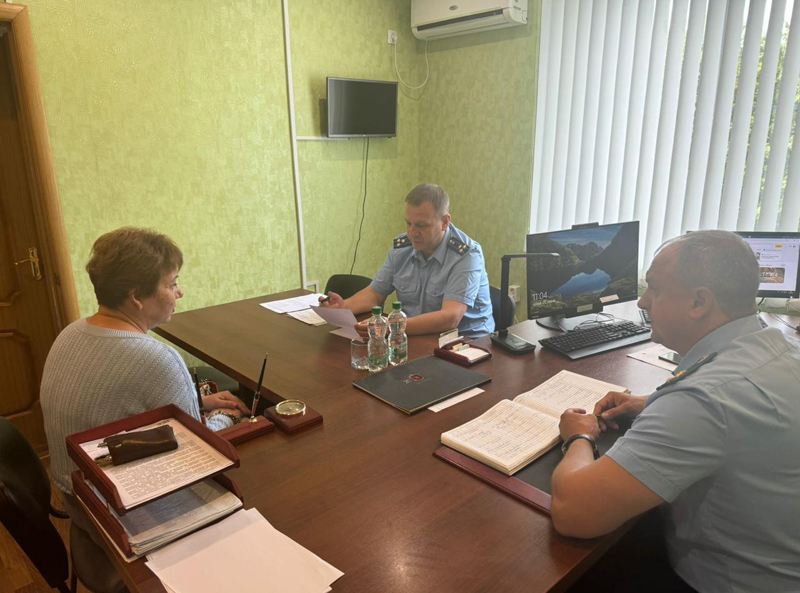 Заместитель прокурора области Олег Цыганков провел личный выездной прием граждан