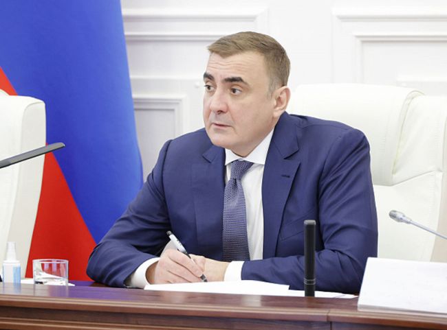 Алексей Дюмин поручил выделить дополнительные средства на ямочный ремонт дорог Алексей Дюмин поручил выделить дополнительные средства на ямочный ремонт дорог