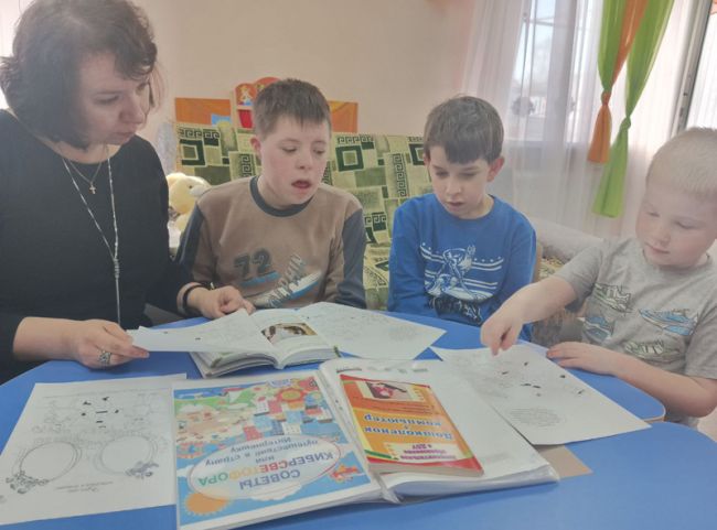 Суворовских детей обучают компьютерной грамотности