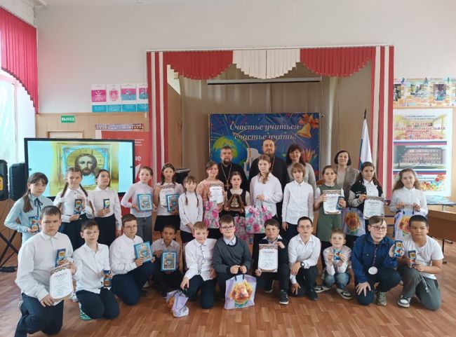 В Суворове прошел районный конкурс - викторина «Изучаем основы православной культуры»