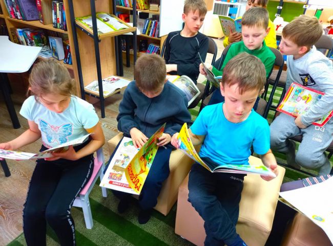 В Черепетской библиотеке прошел праздник детского журнала «Как на Мурзилкины именины…»