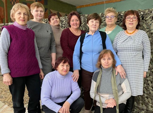 Лариса Попова: помогаем бойцам, чем можем