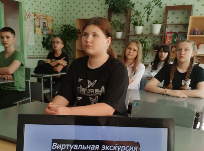 Ханинские школьники побывали на виртуальной экскурсии в Третьяковской галерее