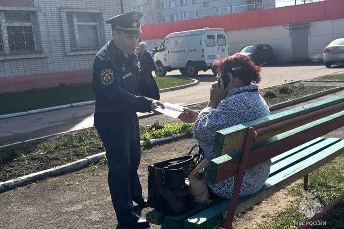 Суворовцам рассказали о требованиях пожарной безопасности Суворовцам рассказали о требованиях пожарной безопасности