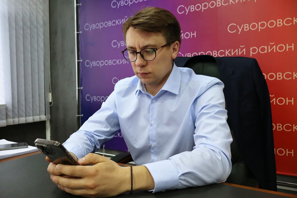 Юрий Фомичев проведет встречу с жителями Суворовского района