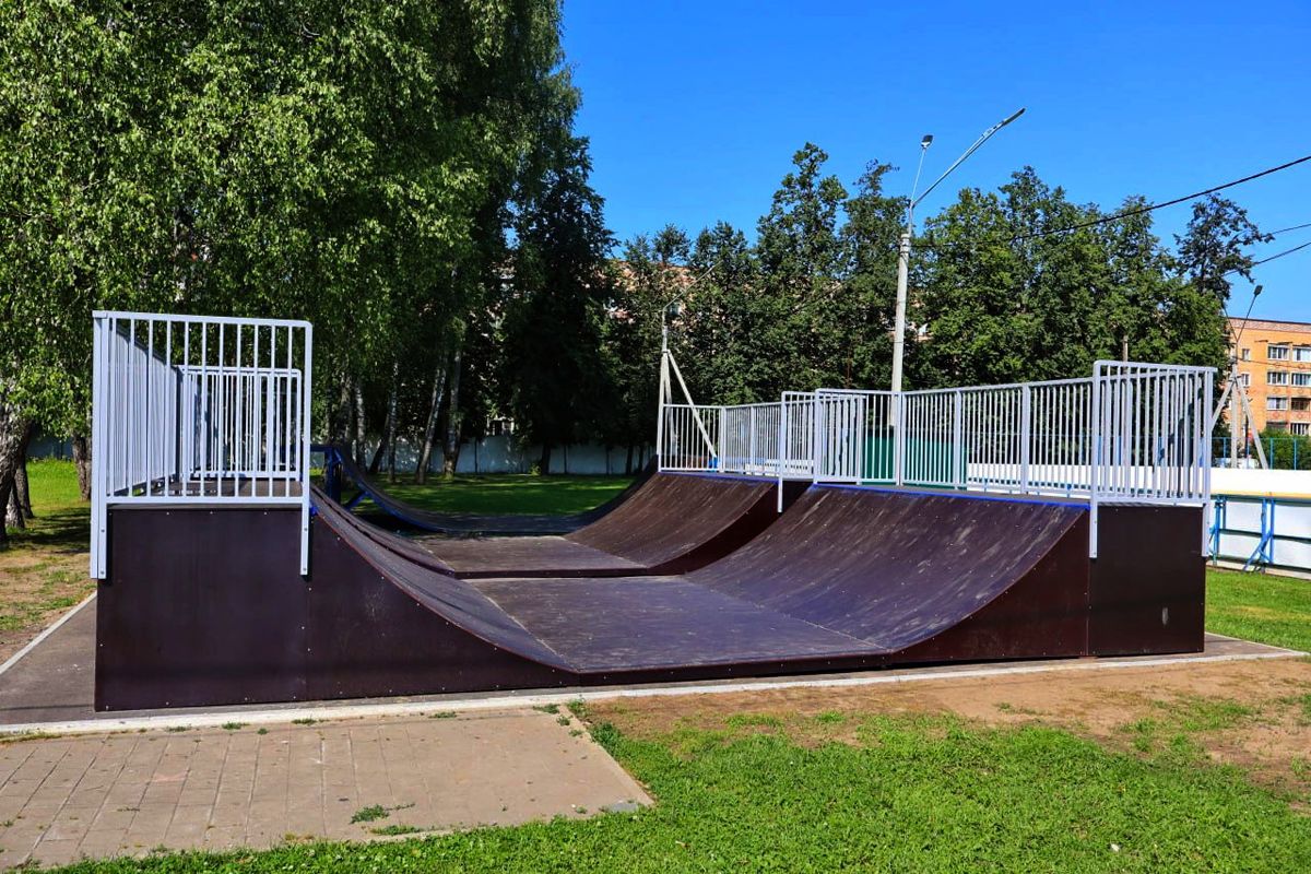 В Суворове на стадионе «Энергия» появилась новая минирампа В Суворове на стадионе «Энергия» появилась новая минирампа