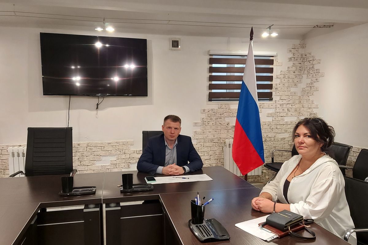 Александр Головин встретился с директором АНО «Вместе» Еленой Рябищук