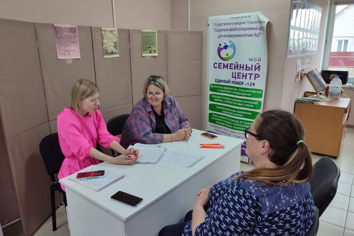 Суворовским родителям рассказали о кризисе 3 лет у детей