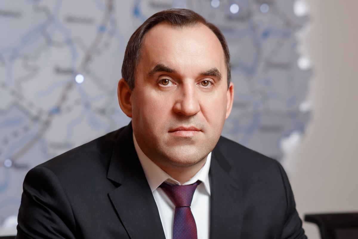 Андрей Дубровский поздравил работников лесной отрасли с профессиональным праздником