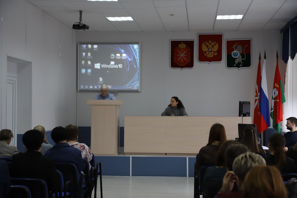 В администрации Суворовского района обсудили, как уберечь подростков от беды