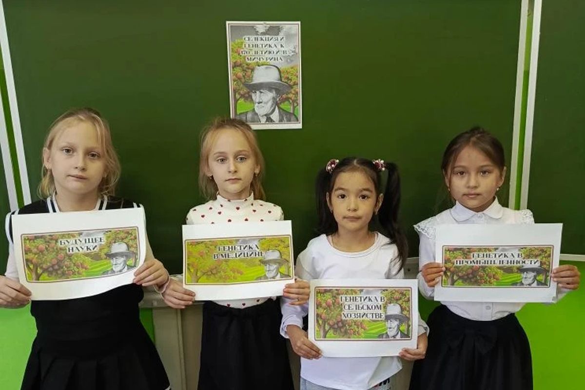 Суворовским школьникам рассказали о селекции и генетике
