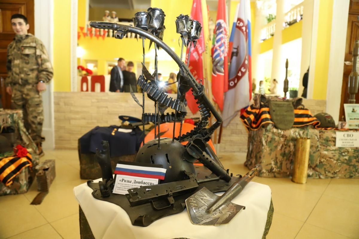 Экспозиция музея суворовской Гимназии «Своих не бросаем», победила в региональном смотре-конкурсе