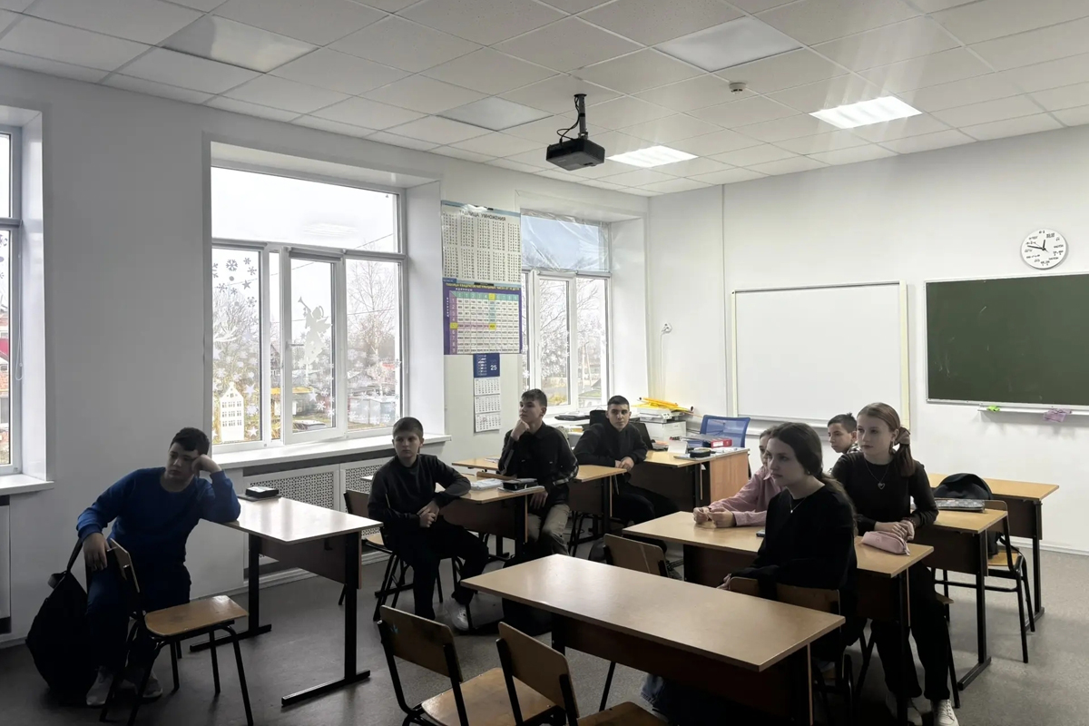 Суворовские школьники узнали о волонтерском движении