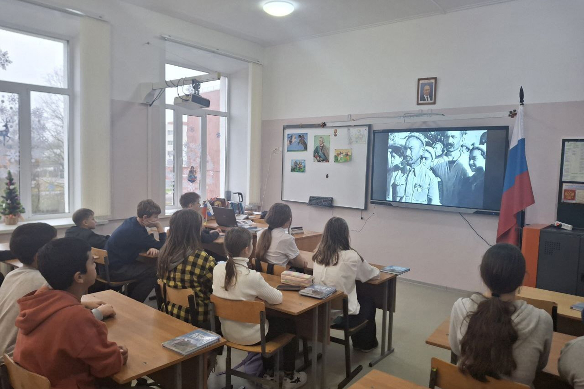 Суворовским школьникам рассказали о Тульской оборонительной операции