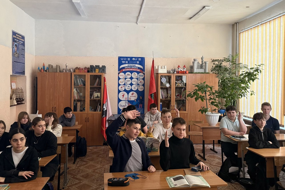 Суворовским школьникам рассказали о Сталинградской битве