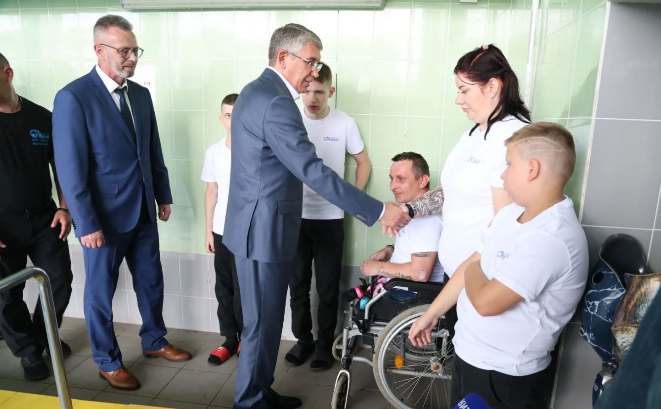 Дмитрий Миляев провел встречу с руководителем проекта «Дайвинг для героев» Денисом Макаровым Дмитрий Миляев провел встречу с руководителем проекта «Дайвинг для героев» Денисом Макаровым