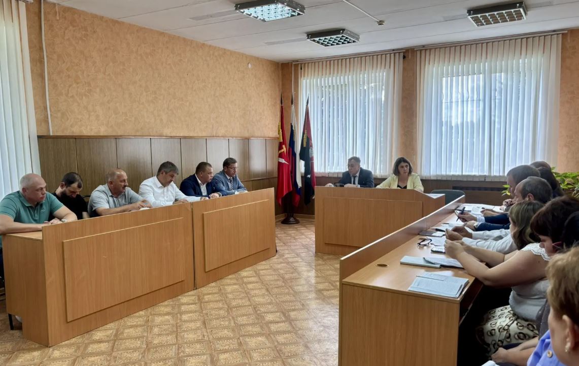 В Суворовском районе обсудили подготовку к отопительному сезону