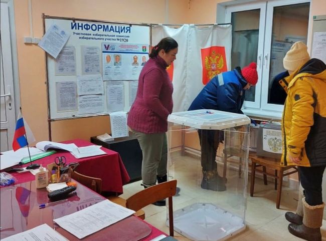 В первый день выборов в Суворовском районе проголосовали более 15 % избирателей