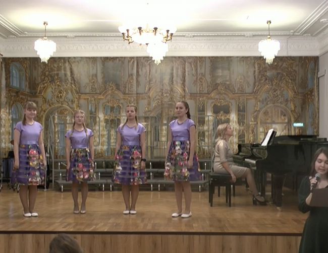 Юные суворовские вокалисты стали победителями в областном фестивале национальных культур
