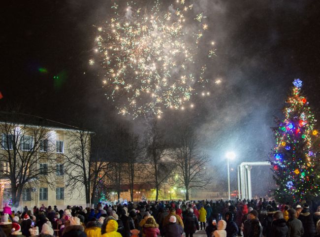 Суворовцам рассказывают, куда пойти на новогодние праздники