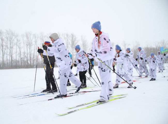 Жителей Суворовского района приглашают на Рождественскую лыжную гонку