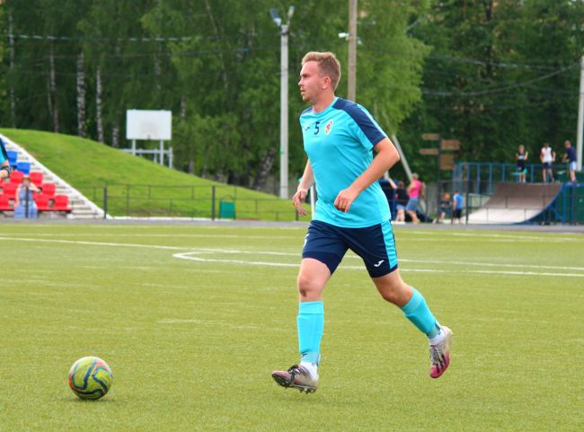 Суворовская «Энергия» сыграла матч с ефремовским «Мечом»