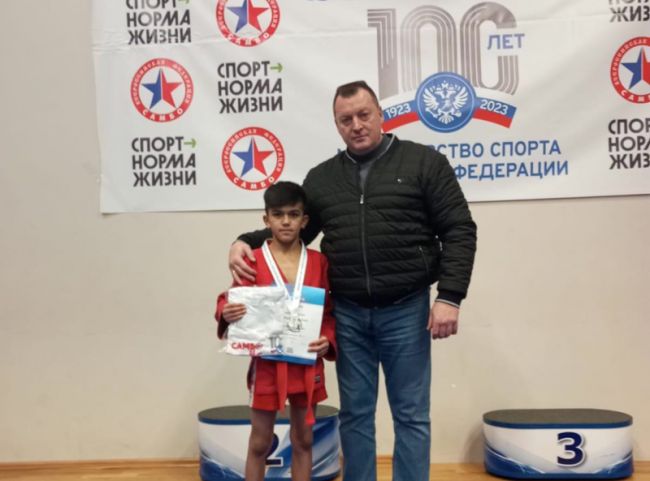 Суворовский спортсмен стал призером соревнований по самбо