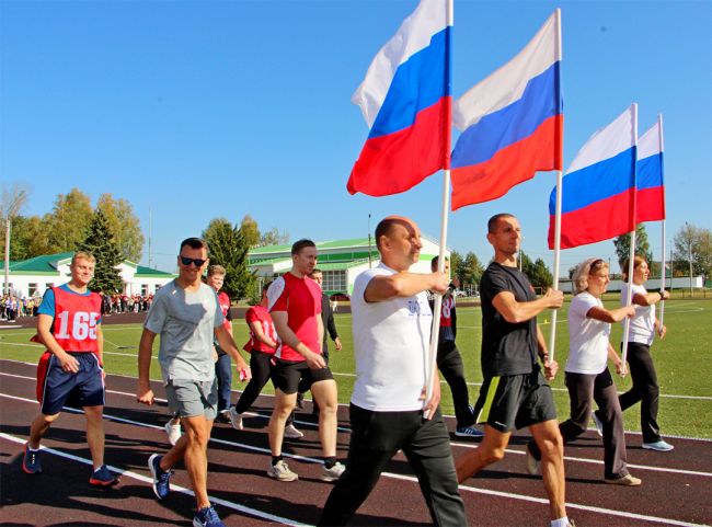 В Суворове прошёл патриотический фестиваль легкой атлетики «Бегущие сердца»
