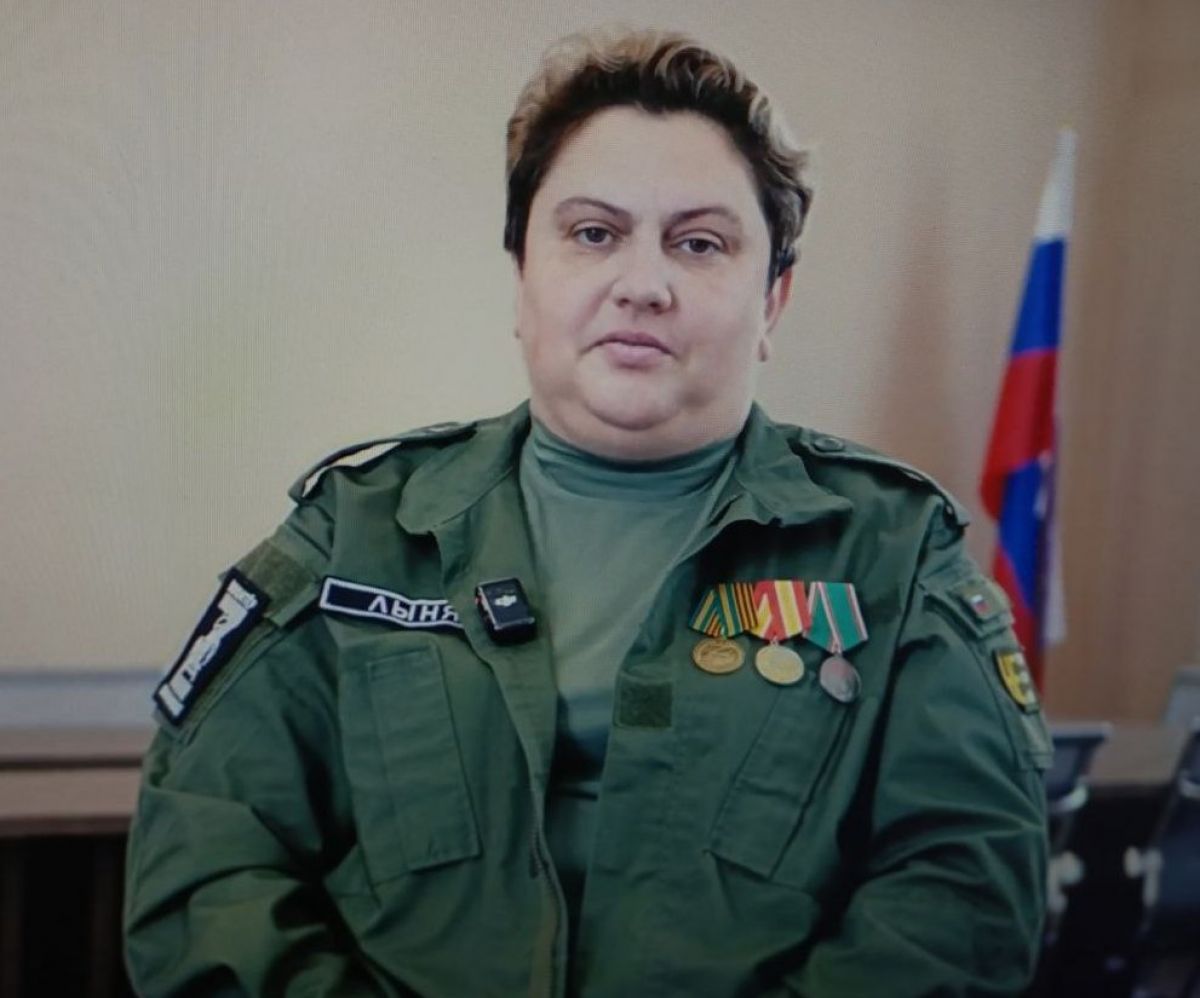 Волонтёр Елена Макарова: «Когда помогаешь бойцам, понимаешь, что тоже служишь Родине» Волонтёр Елена Макарова: «Когда помогаешь бойцам, понимаешь, что тоже служишь Родине»