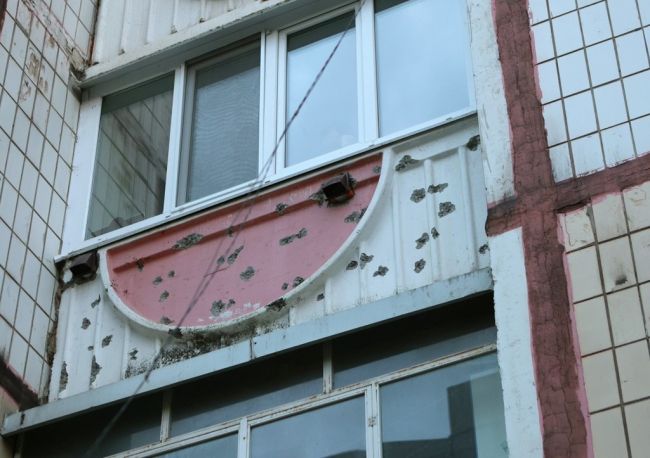 От удара ВСУ в Белгороде обрушился подъезд многоэтажного дома