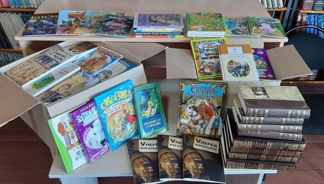 «Vперед Богатыри»: книги из Одоевского района отправились в Мариуполь