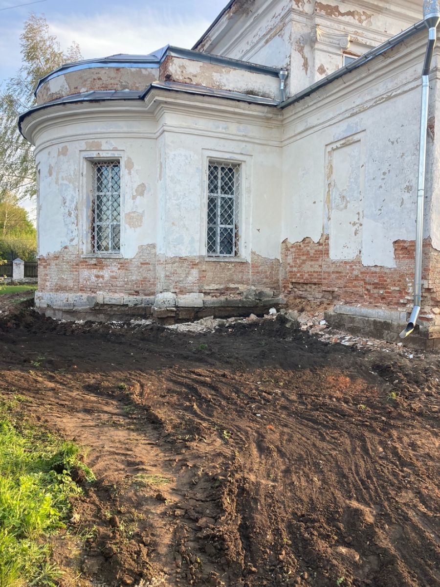 Начат масштабный ремонт храма в Нарышкино Начат масштабный ремонт храма в Нарышкино