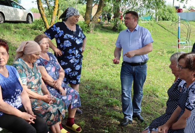 На Новодорожной было активно и горячо: что волнует местных жителей На Новодорожной было активно и горячо: что волнует местных жителей