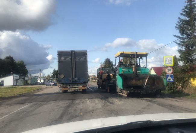 На главной улице Теплого затруднено движение