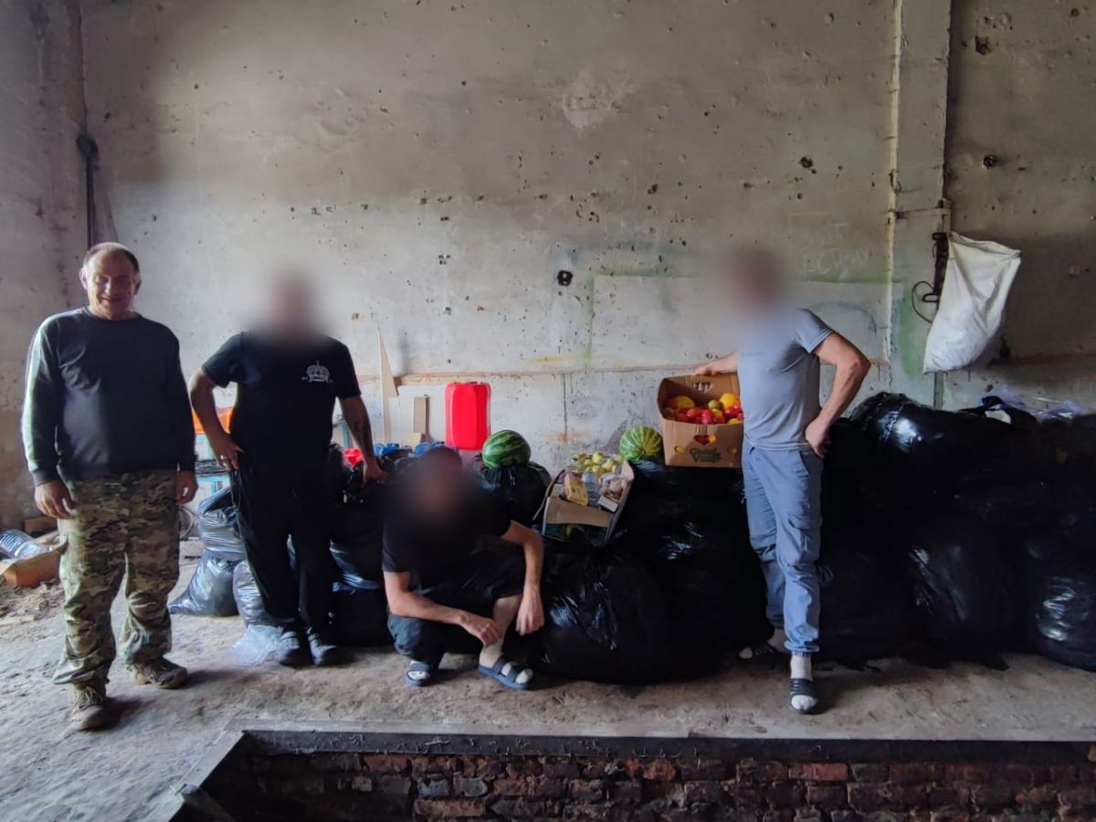 Жители Плавского района продолжают помогать нашим военнослужащим Жители Плавского района продолжают помогать нашим военнослужащим