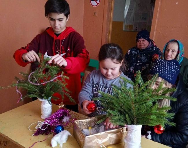 Жителей Озерок пригласили на день рождения Деда Мороза