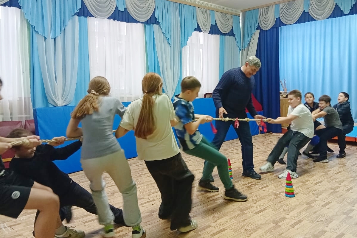 Побеждает «Молодость»: в ДДТ прошли захватывающие веселые старты