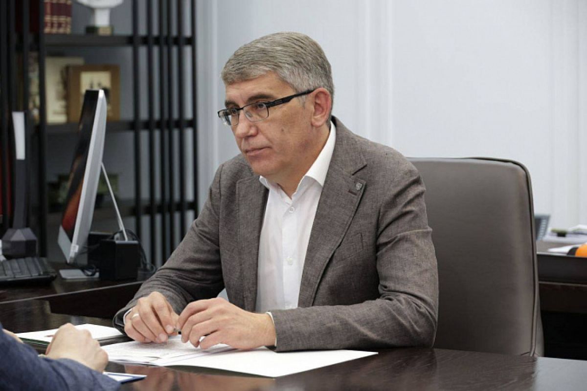 Дмитрий Миляев поздравил работников пищевой промышленности с профессиональным праздником Дмитрий Миляев поздравил работников пищевой промышленности с профессиональным праздником