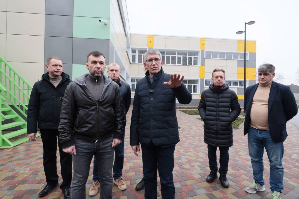 Дмитрий Миляев в рабочим визитом в Мариуполе