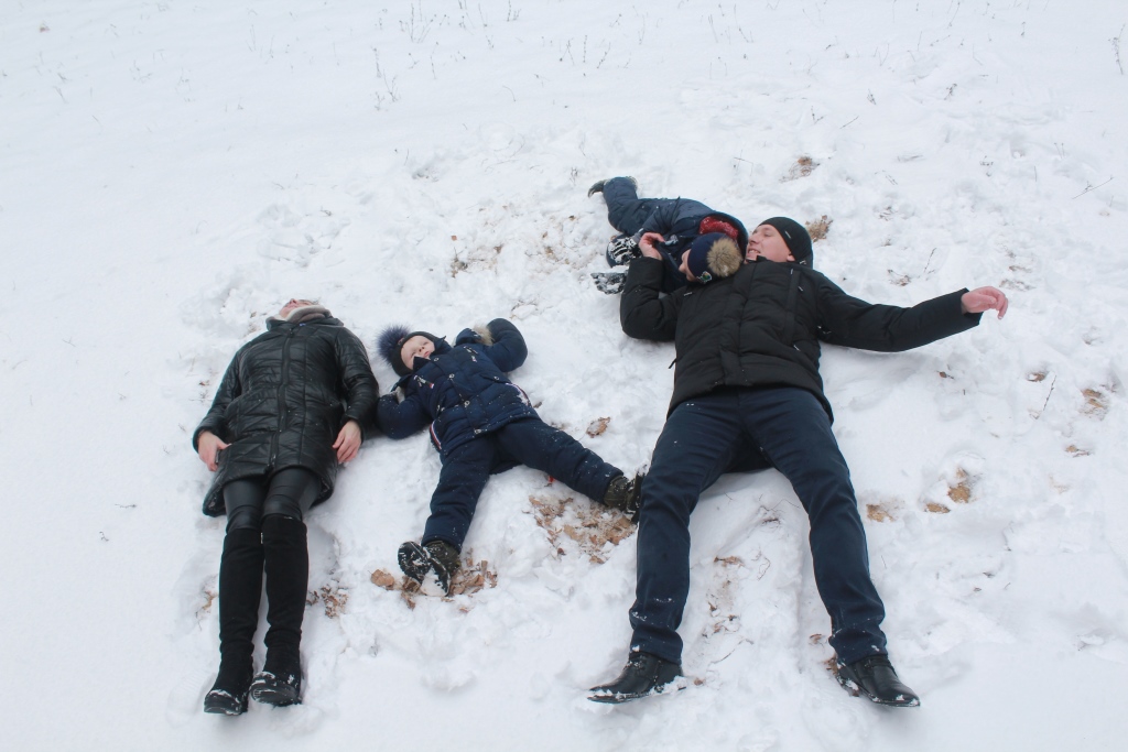 За каждой зимней забавой скрывается своя опасность За каждой зимней забавой скрывается своя опасность