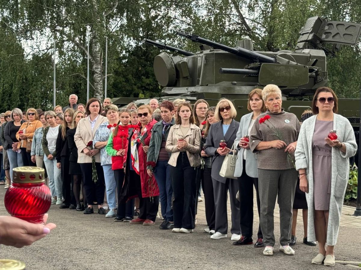 Вспомнить всех поименно: в Теплом прошел траурный митинг