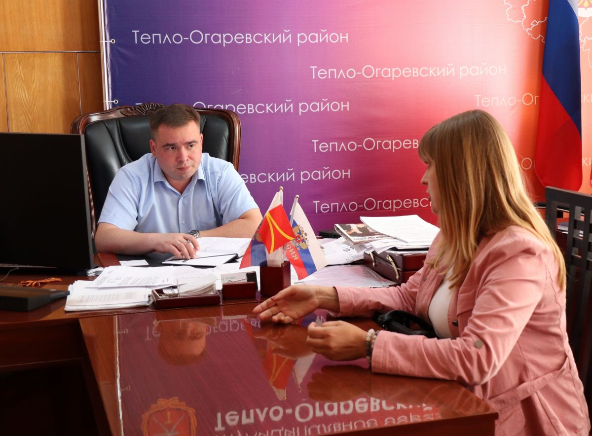 «Роман Игоревич, подскажите!» Глава районной администрации провел личный прием граждан