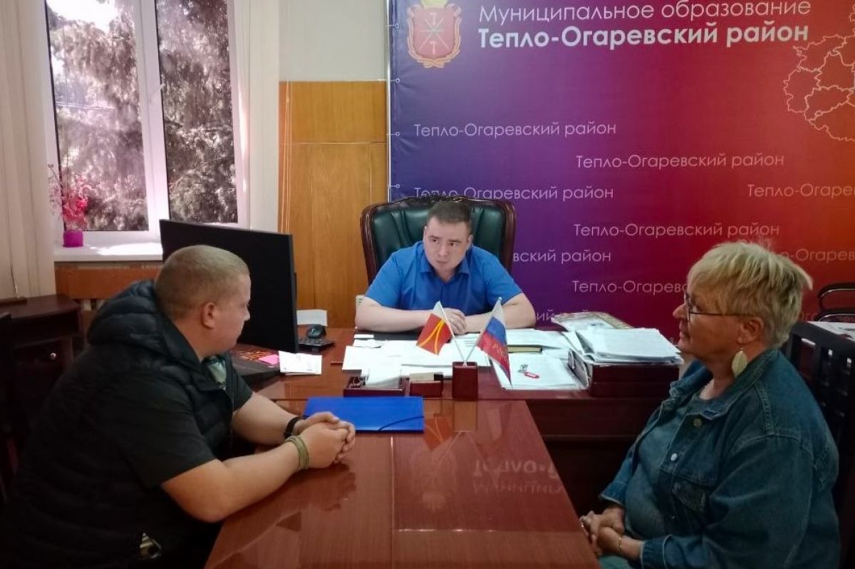 Возвращаясь к мирной жизни: участник СВО Евгений Тараканов встретился с Романом Поповым