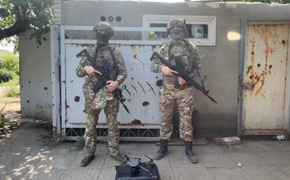 Теплоогаревцы передали землякам-участникам СВО беспилотник