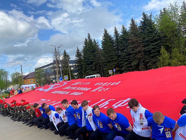 Елена Гребнева: «Знамя Победы вечно будет символом мужества и чести для всех россиян»