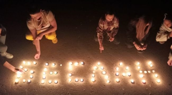 Горьковские ребята зажгли свечи в памяти о жертвах Беслана
